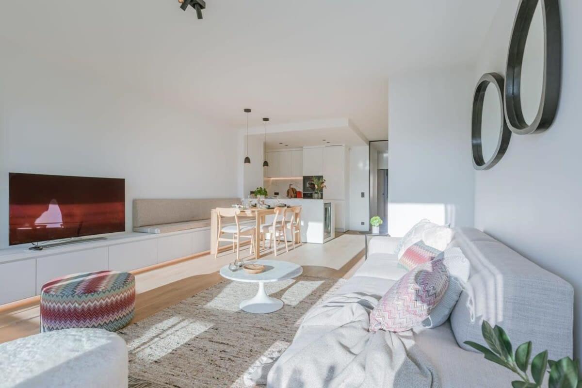 קנוקה-הייסט Stunning And Modern Apartment With Sunny Balcony מראה חיצוני תמונה