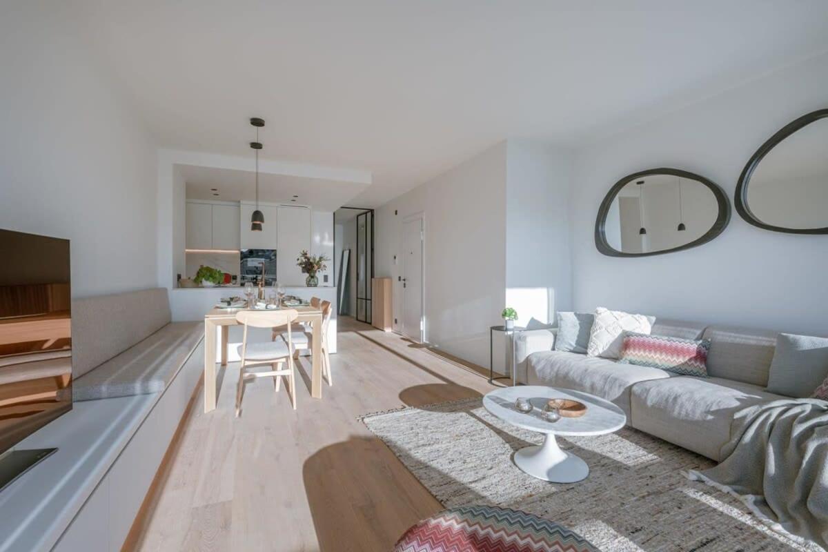 קנוקה-הייסט Stunning And Modern Apartment With Sunny Balcony מראה חיצוני תמונה