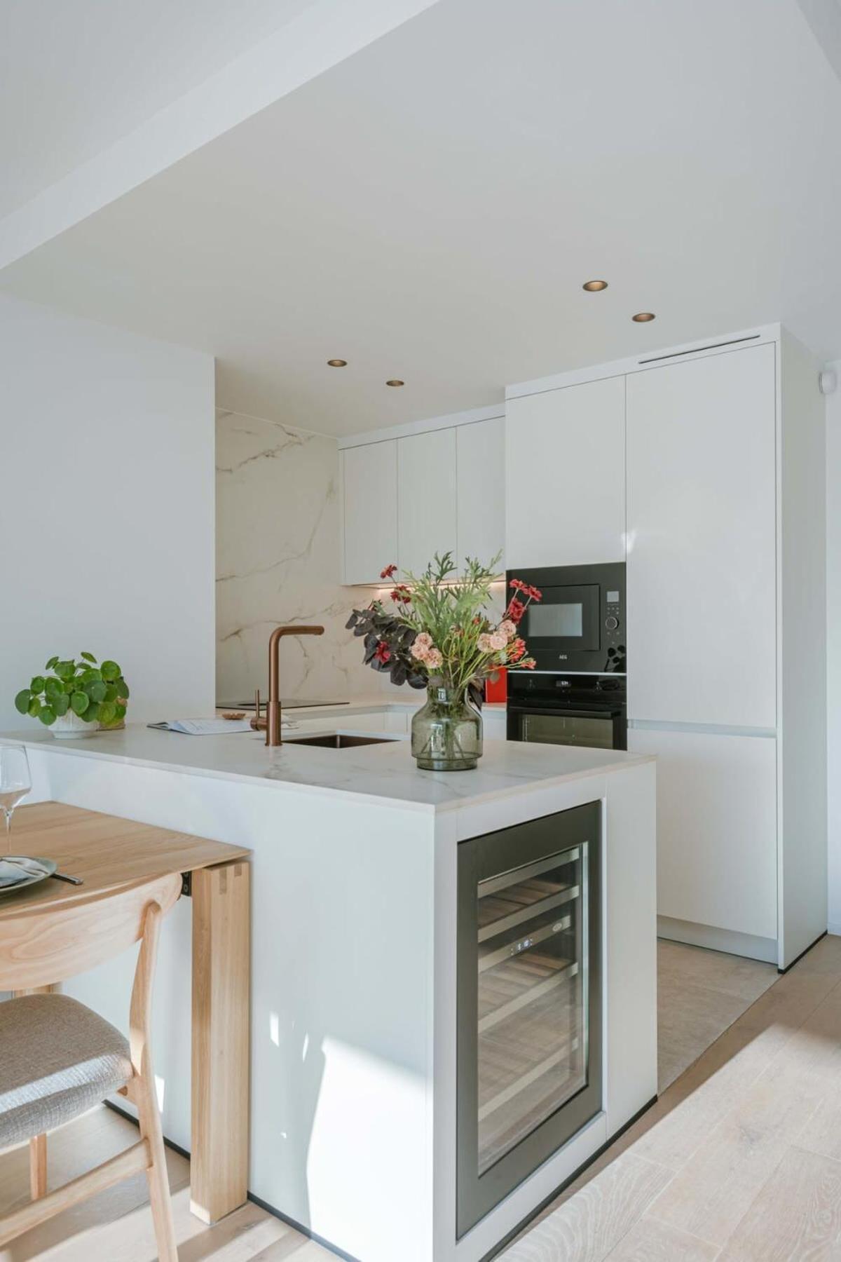 קנוקה-הייסט Stunning And Modern Apartment With Sunny Balcony מראה חיצוני תמונה